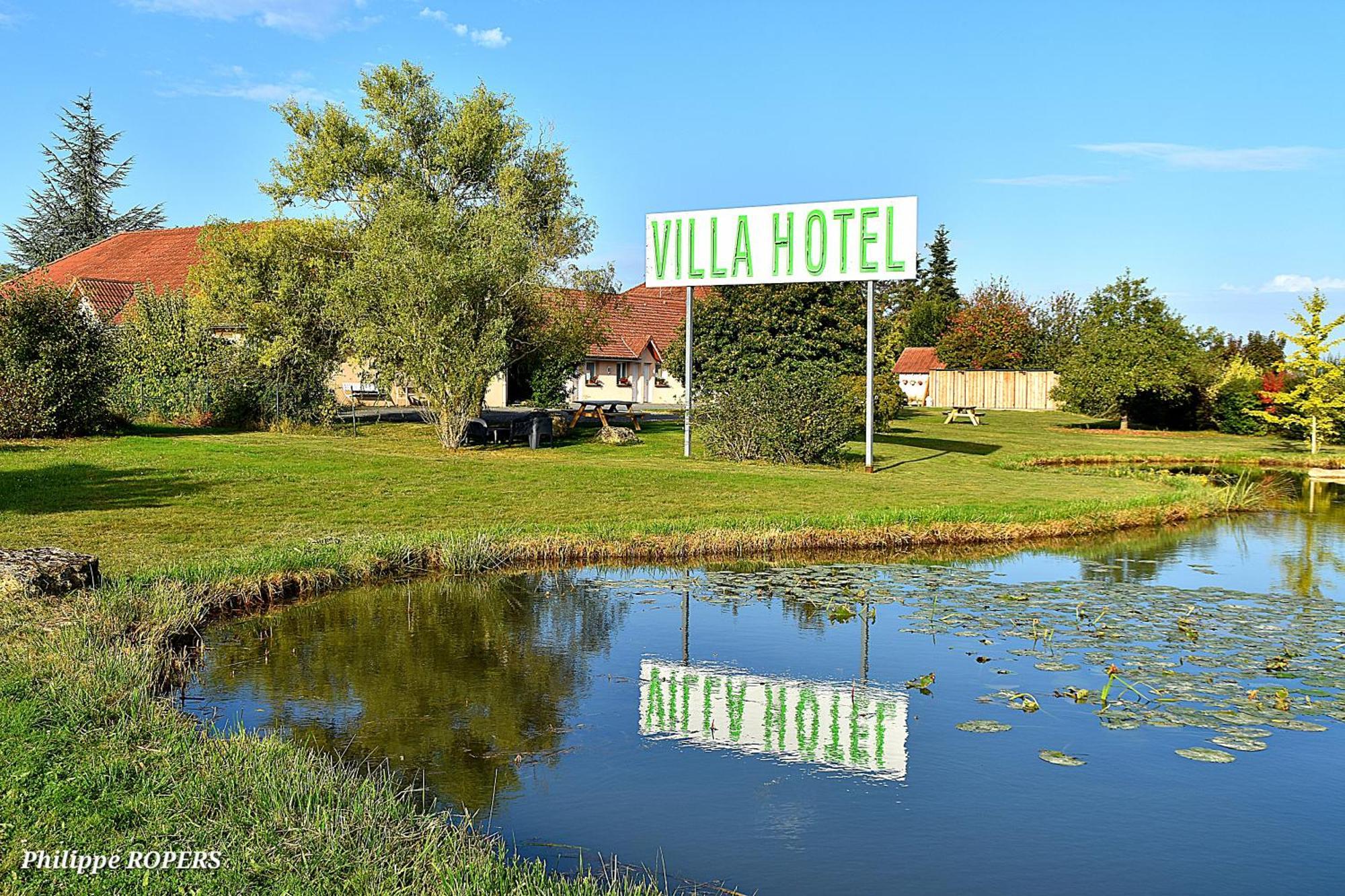 Villa Hotel Gien ภายนอก รูปภาพ