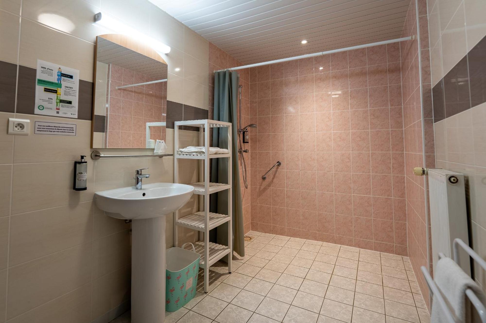 Villa Hotel Gien ภายนอก รูปภาพ